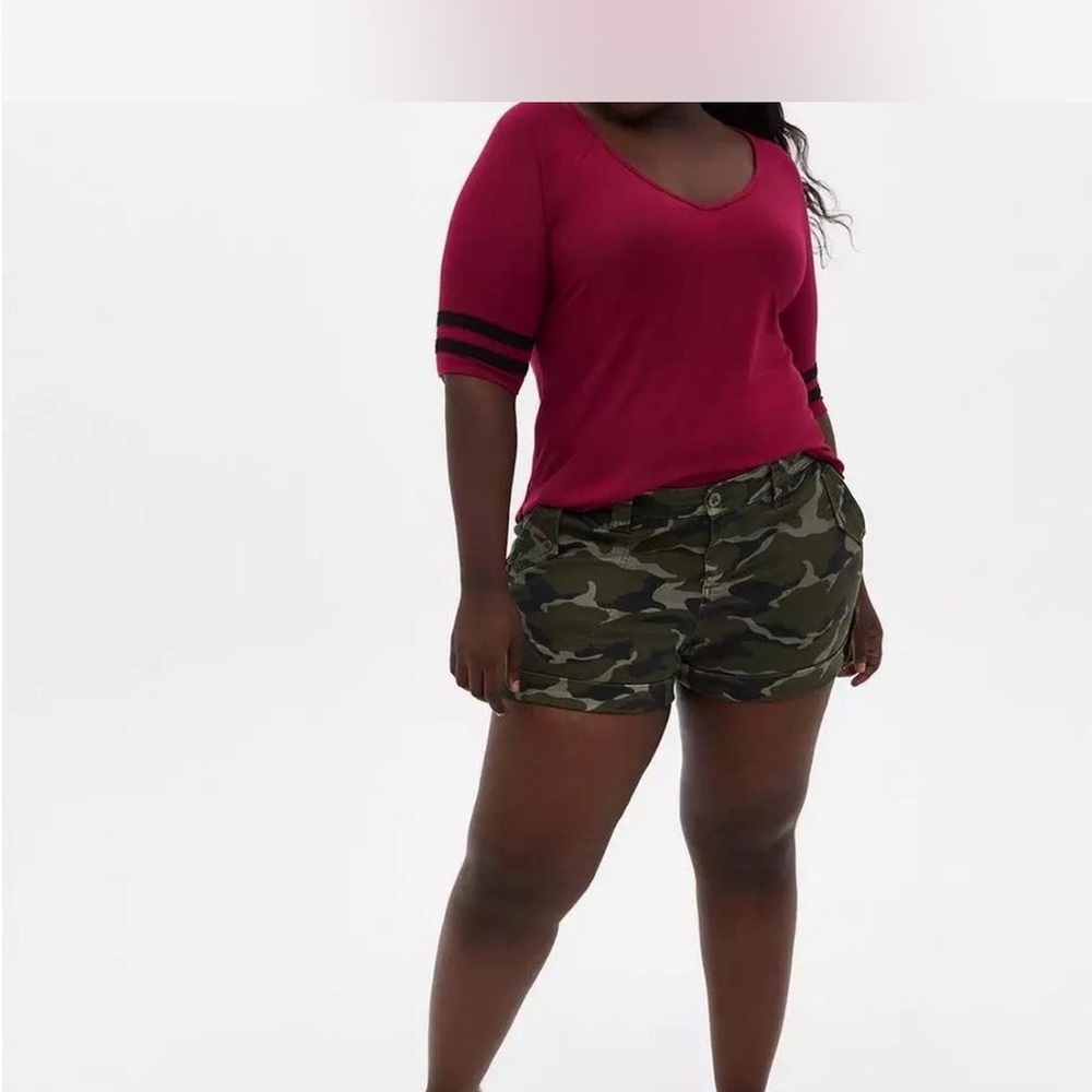 Torrid Size 14 Camo Shorts